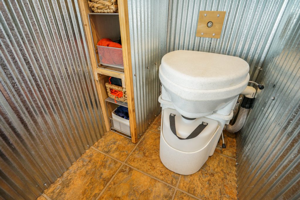 Composting Toiler for Tiny House